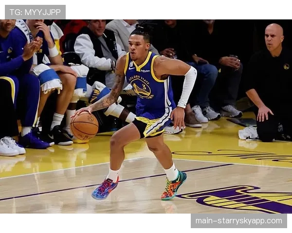 勇士进攻效率保持顶级 防守端退步影响季后赛前景