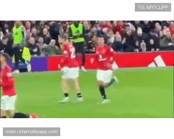 曼联主场控球率仅42%负利兹联 中场失势导致攻防转换受阻